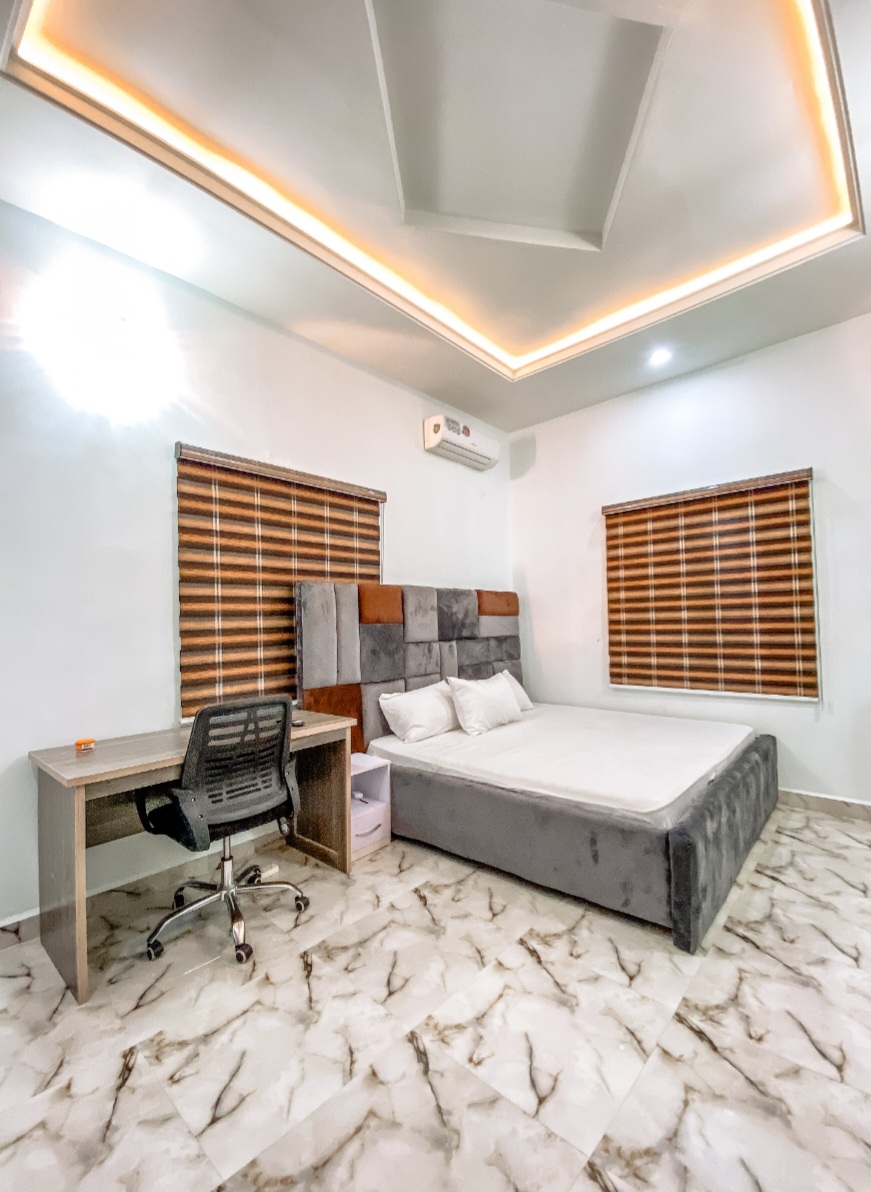 Luxury 3 bedroom fully furnished duplex, in Uyo