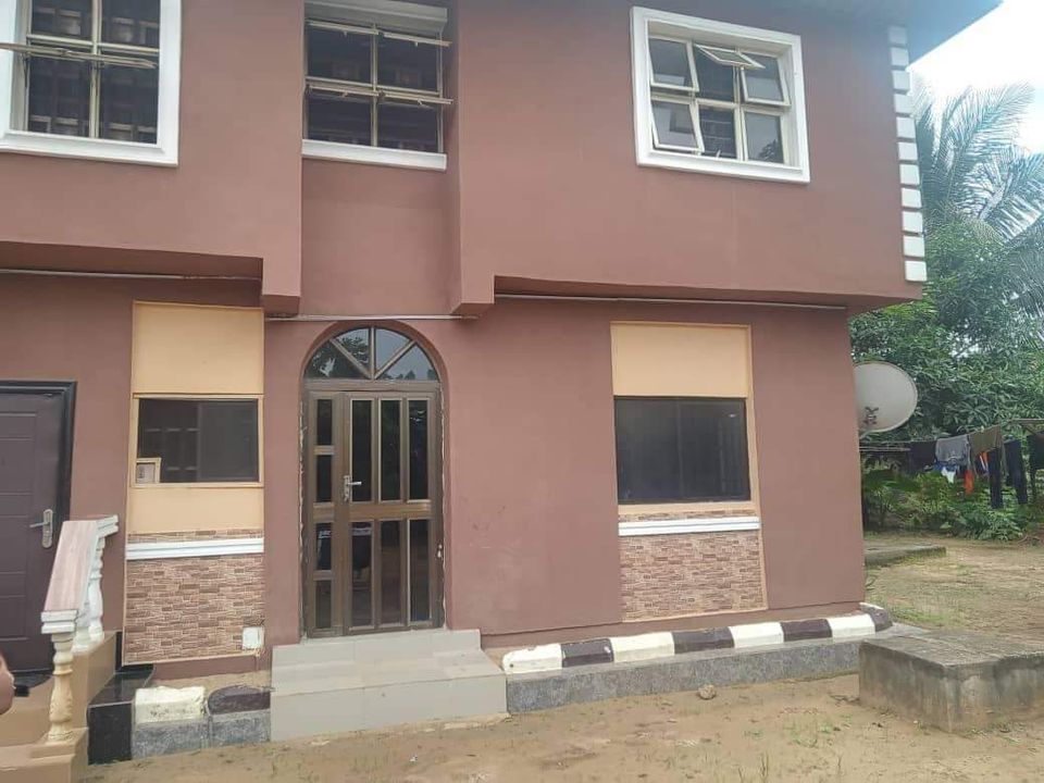 3 bedroom flat available for rent @ Ewet Housing Estate up to B-line, Uyo