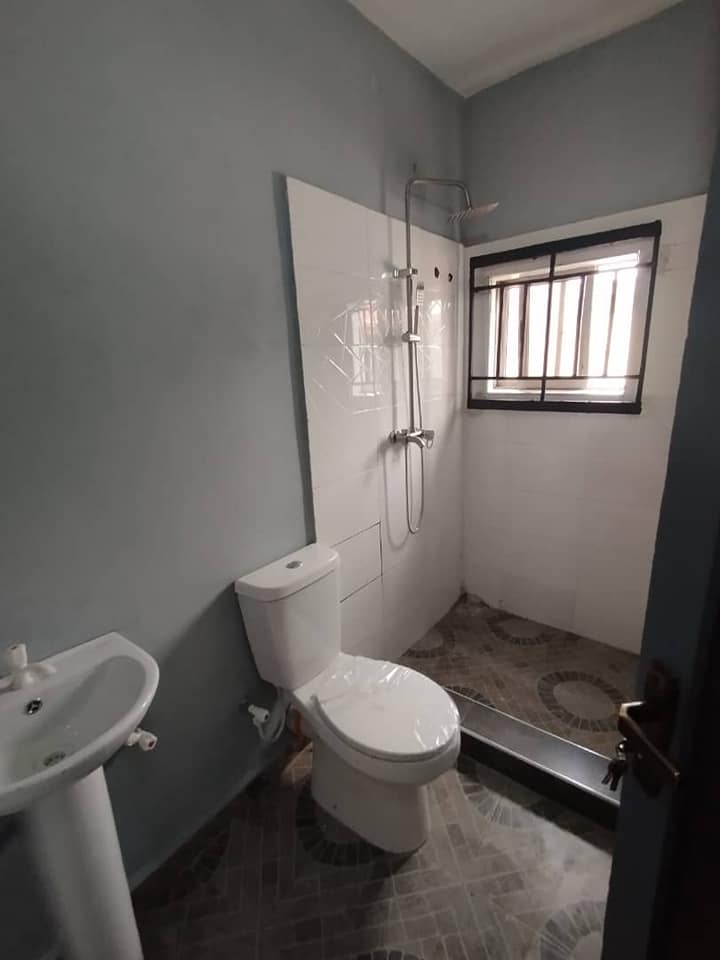 13 Virgin Selfcon available to let Off Nepaline Uyo, Akwa Ibom State