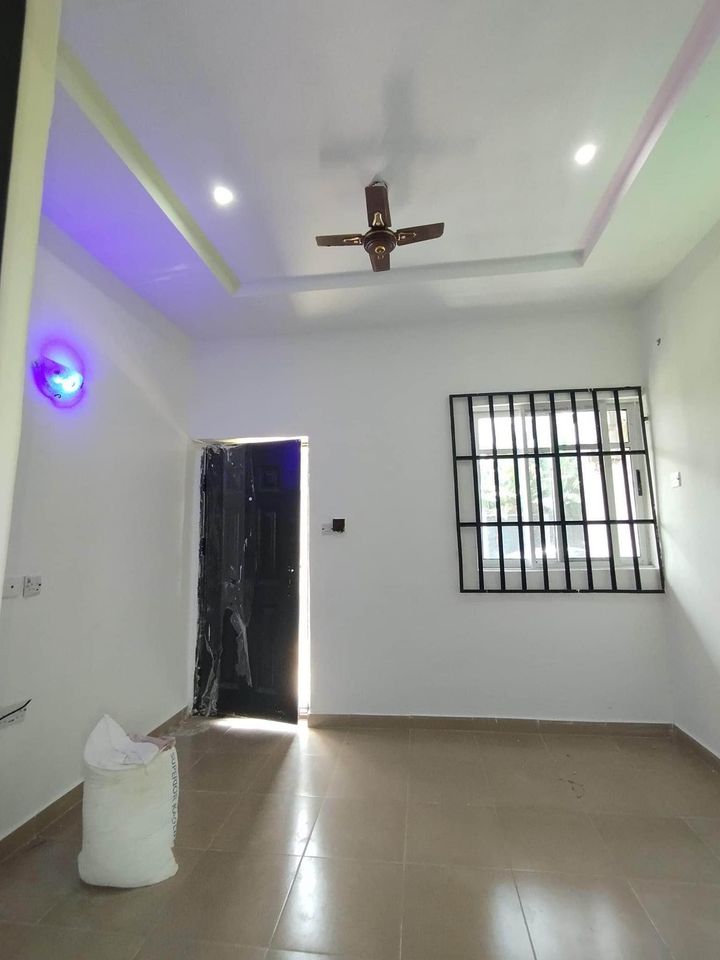 Standard Self-contained To Let at Shelter Afrique Extension, Uyo