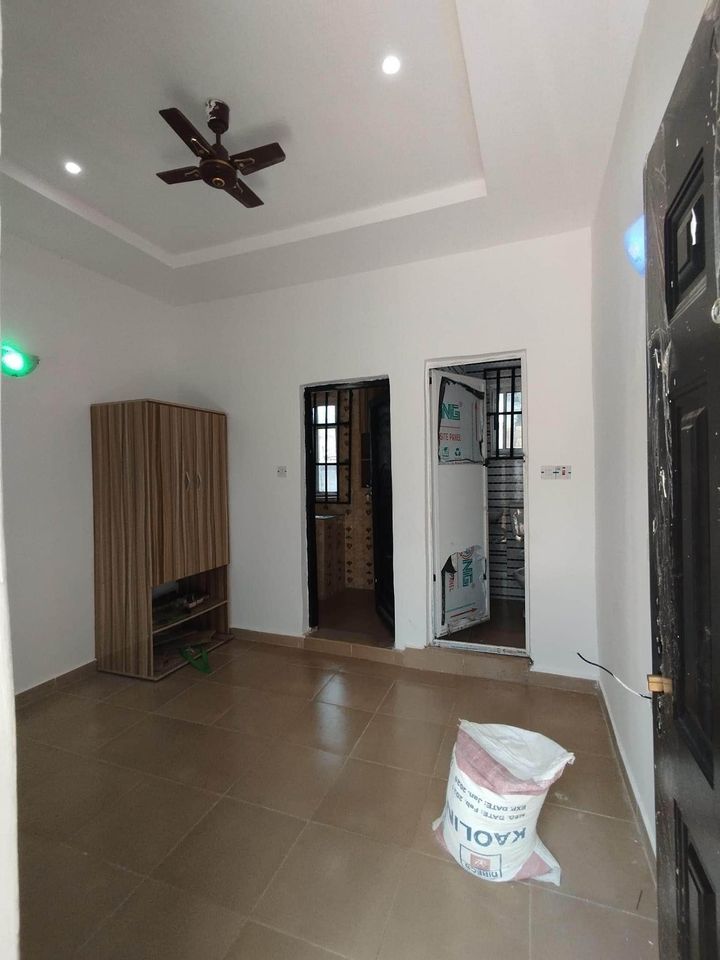 Standard Self-contained To Let at Shelter Afrique Extension, Uyo