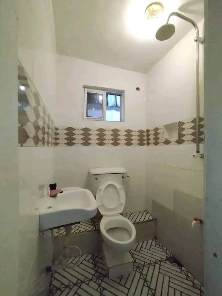 One bedroom Flat Apartment available off four lanes, Uyo