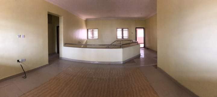 Standard 5-bedroom duplex for sale at shelter Afrique Estate, uyo