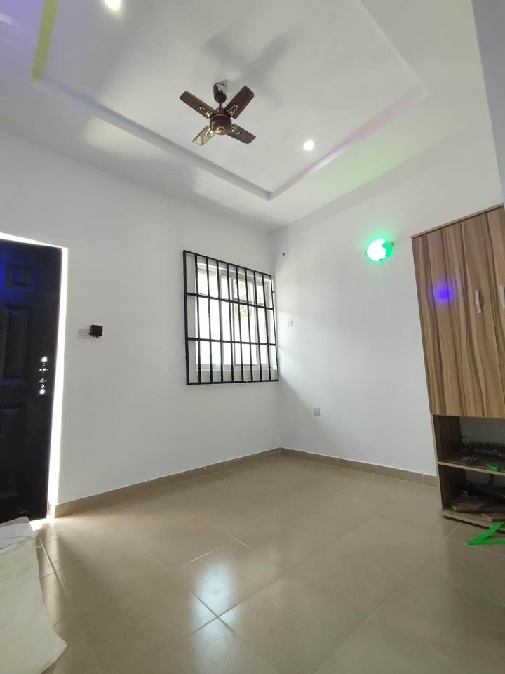 Standard Self-contained To Let at Shelter Afrique Extension, Uyo