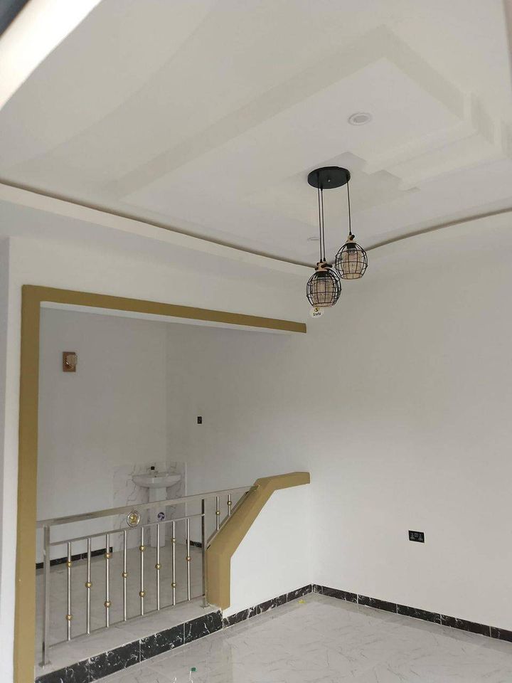 Virgin two Bedrooms Flat by Abak Road UUTH, Uyo