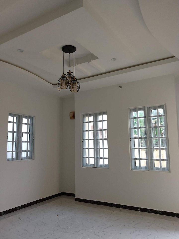 Virgin two Bedrooms Flat by Abak Road UUTH, Uyo