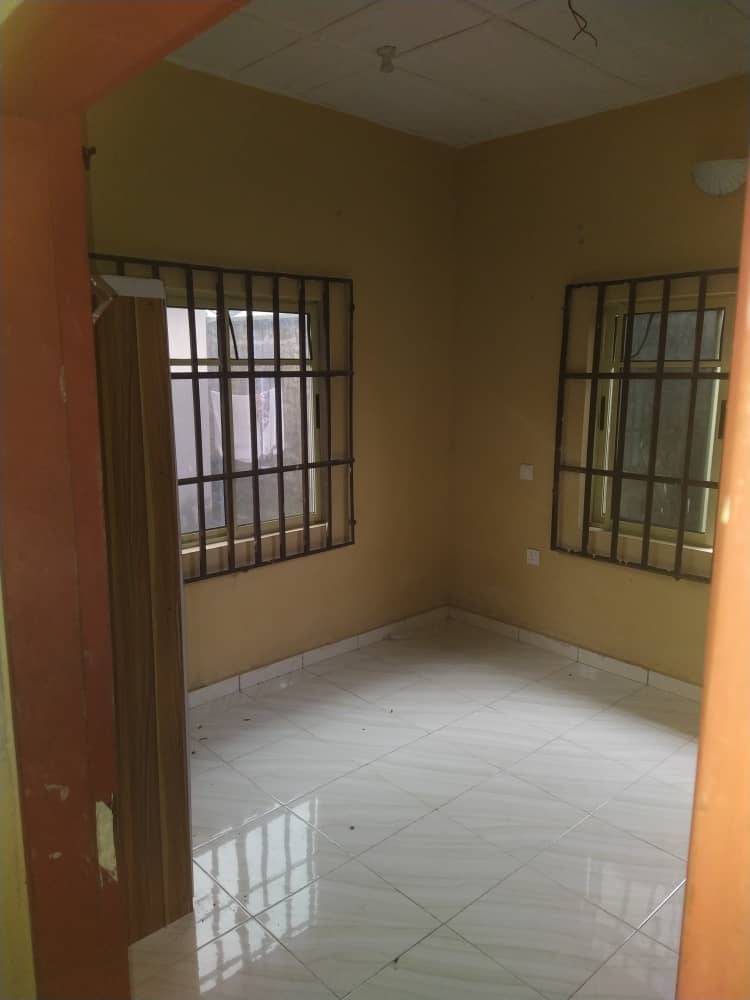 2BEDROOM FLAT TO LET AT SHELTER EXTENSION UYO