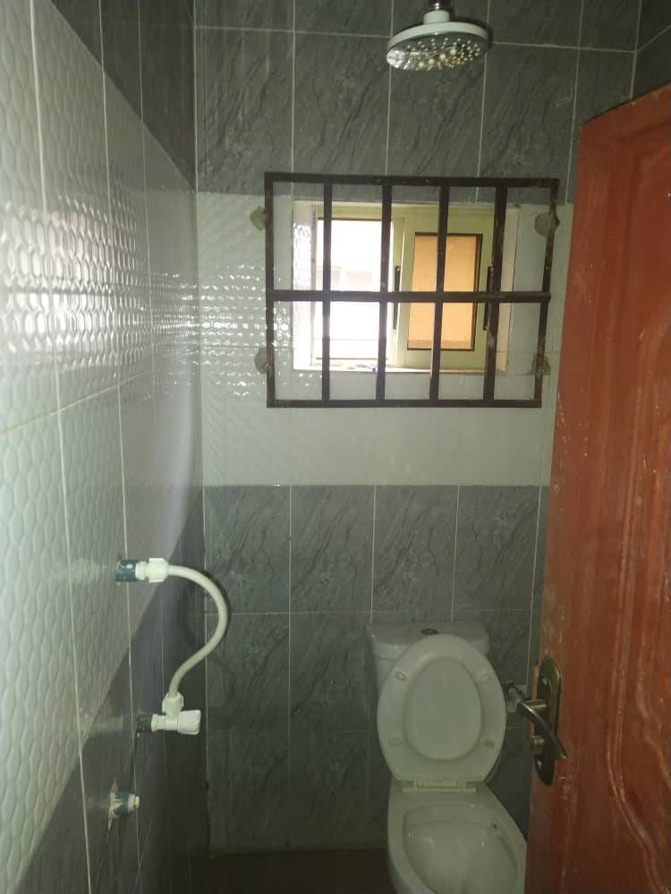 2BEDROOM FLAT TO LET AT SHELTER EXTENSION UYO