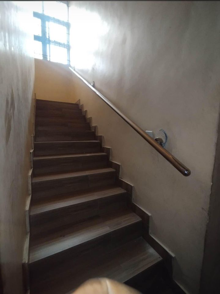 Semi-detached 4-bedroom apartment for rent at Oron Road, Uyo